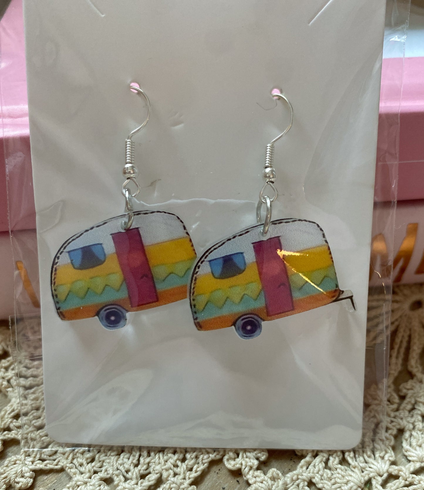 Glamping Retro Vintage Canned Ham Camper Earrings