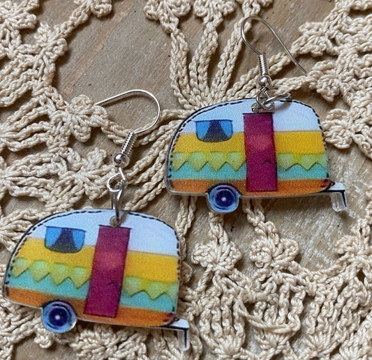 Glamping Retro Vintage Canned Ham Camper Earrings